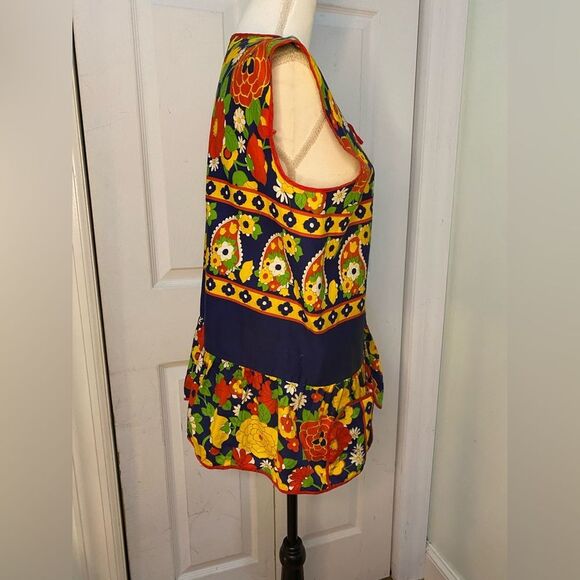 1970s Paisley Floral Scandi-Inspired Top - Picture 8 of 14